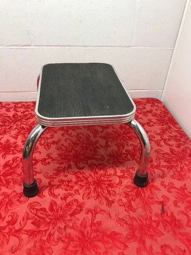 Vintage RETRO Well Made  Stepping Stool Chrome Legs Rubber Groove Top