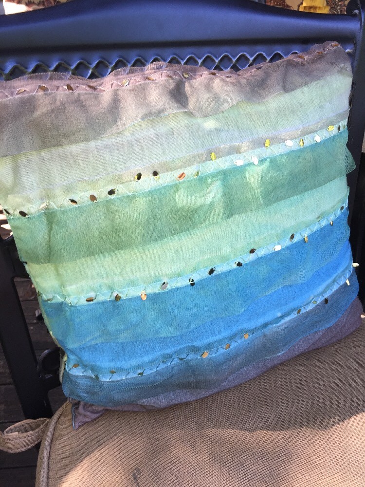 PIER 1 Sheer Silk PILLOW Elegance Bombay India Design Gold Sequin UNIQUE 16 X 16