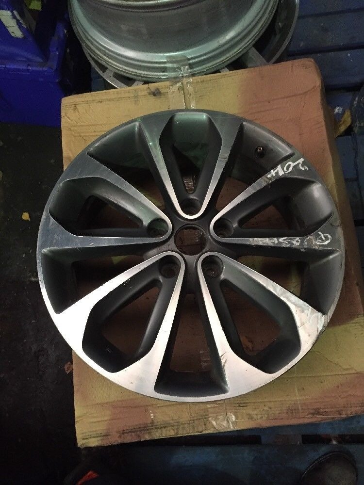 Genuine 2014 Nissan Qashqai Alloy Wheel 18