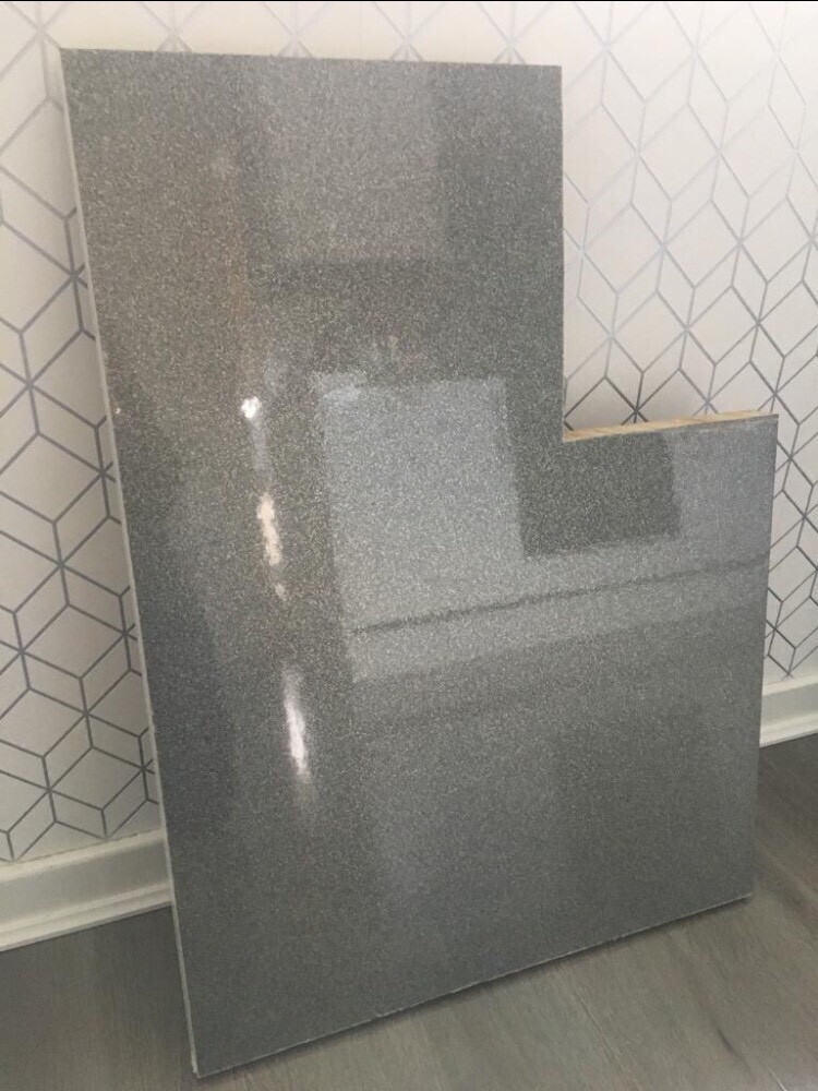 b and q worktops white