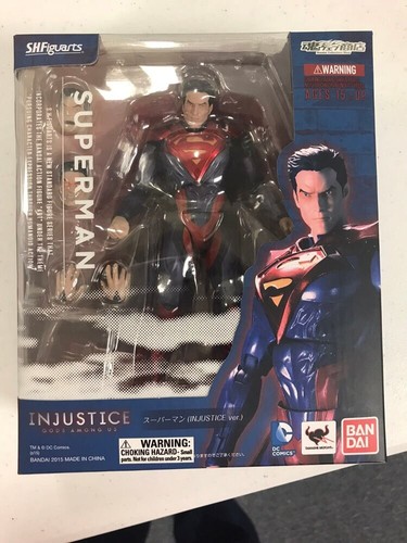 Bandai S.H. SH Figuarts Superman (Injustice Ver.) Action Figure US Seller USA