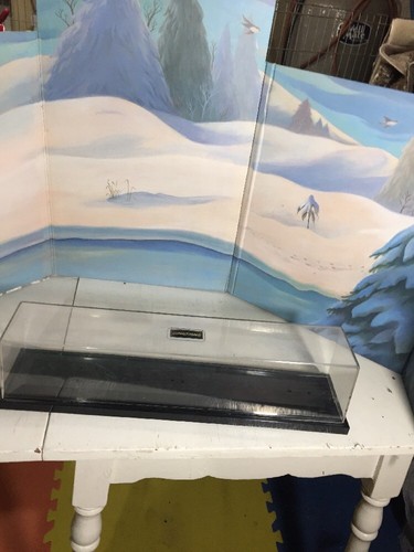 Action Scale Semi Truck Vehicle Display Case Plastic 17x4x3”