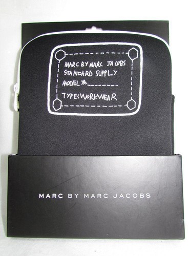 【MARC BY MARC JACOBS】iPadケース ブラック MARC BY MARC JACOBS Tablet iPad Neoprene Case Sleeve Black