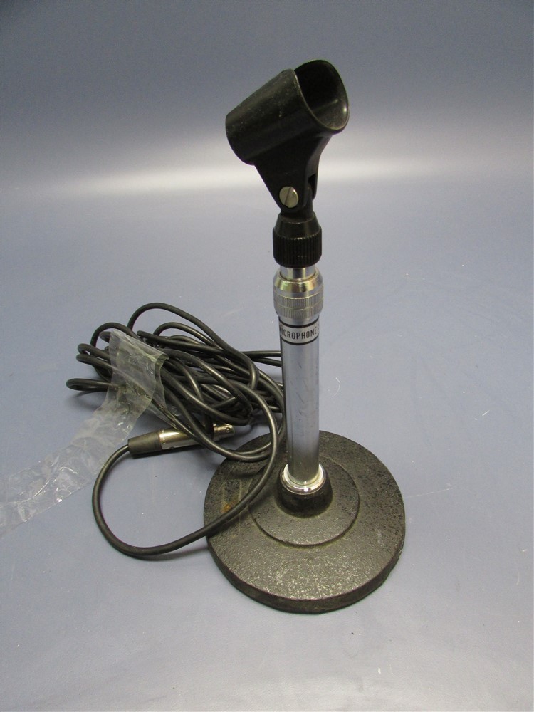 Used Lanier Microphone Stand