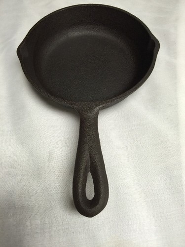 Birmingham Stove And Range #3 Cast Iron Skillet