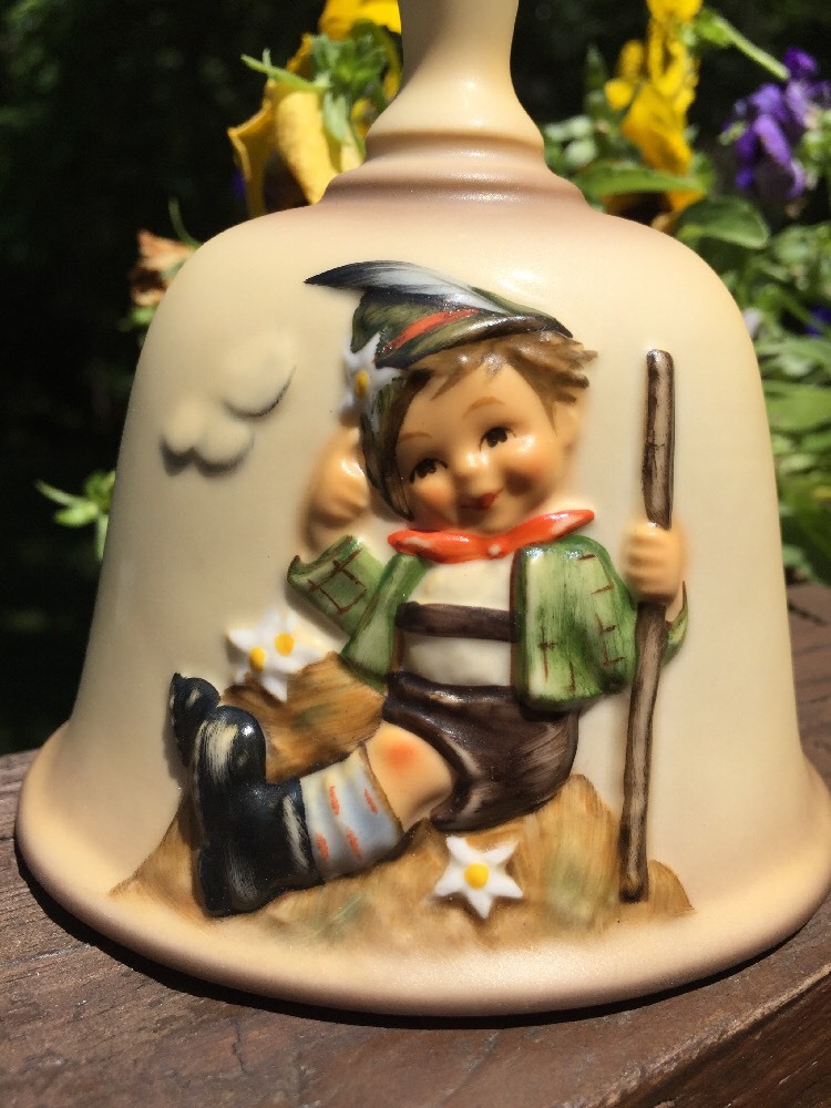 MJ HUMMEL Goebel 1984 Annual Bell Figurine MOUNTAINEER Boy Germany ORIGINAL BOX