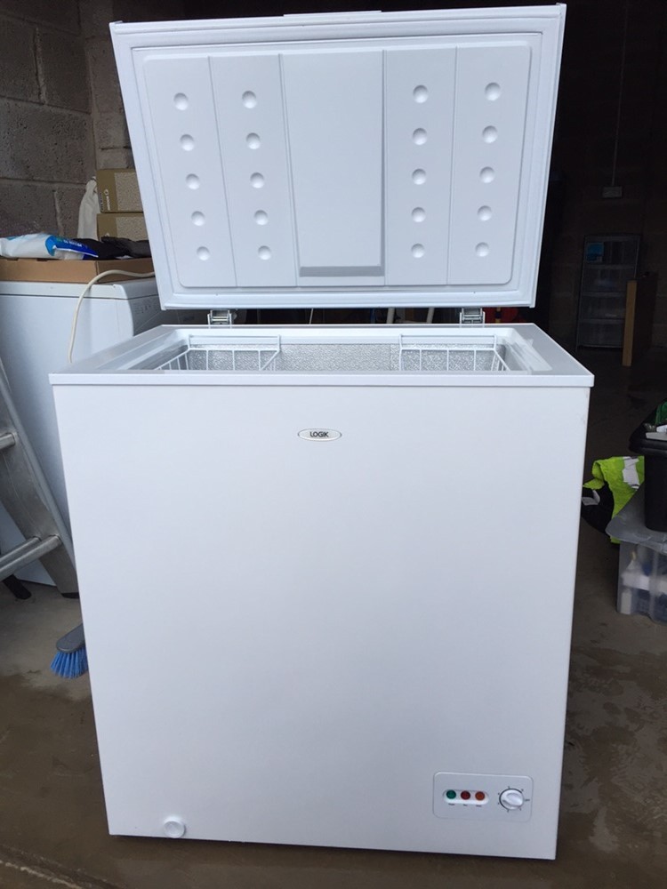 LOGIK Chest Freezer for sale £65 Excellent condition in Perth