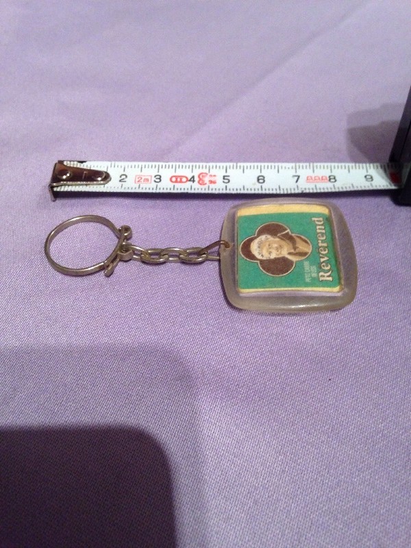 Porte Clé - Ancien - Reverend Petit Carré De L Est 04032015