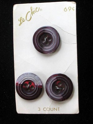 Lot 3 Le Chic Vintage Smokey Purple/Gray Plastic Sewing Buttons on card .75''