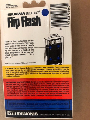 SYLVANIA FLIP FLASH BLUE DOT BULBS; 8 COUNT; NEW/OLD STOCK