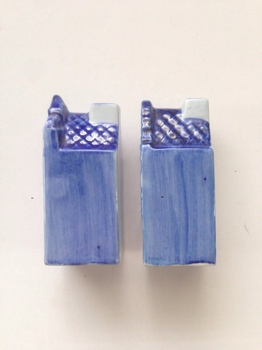 VINTAGE Delft Blue Hand painted Canal House Salt Pepper Shakers 647 DELFTS Klm