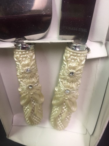2 PC.WEDDING CAKE KNIFE STAINLESS STEEL SERVER SET   IN BOX