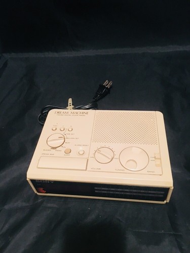 Vintage Sony Dream Machine Clock Radio Alarm Digital FM AM Beige Model ICF-C2W