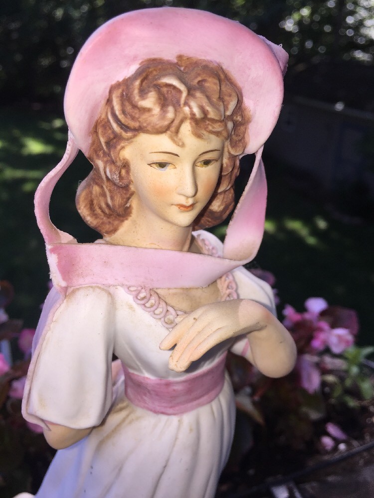 Lefton Old Master Series Pinkie KW2824 Thomas Lawrence Figurine 10 1/2