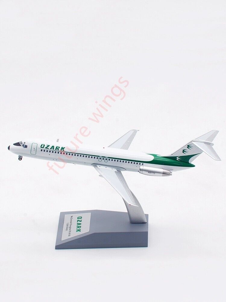 1:200 InFlight200 OZARK DC-9-30 N977Z Diecast Aircraft Model 1:200 InFlight200 OZARK DC-9-30 N977Z Diecast Aircraft Model