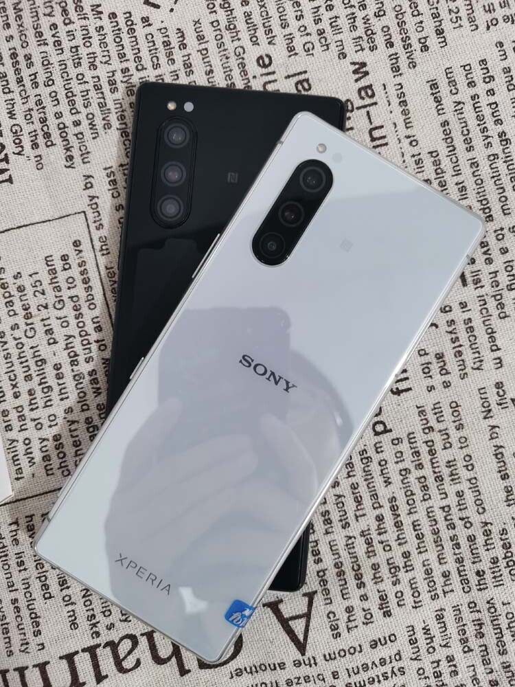 Sony Xperia 5 ( J9210 ) Android 6+128GB Google Dual SIM 4G