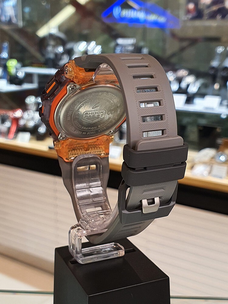Pre-owned Casio G-shock Gbd-200sm-1a5 Black Orange Resin Strap Men Watch Original