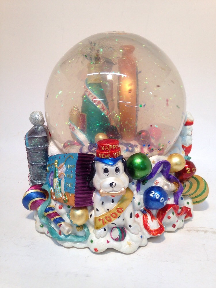 Christopher Radko HAPPY NEW YEAR 2000 MILLENNIUM EXTRAVANGAZA MUSICAL SNOWDOME