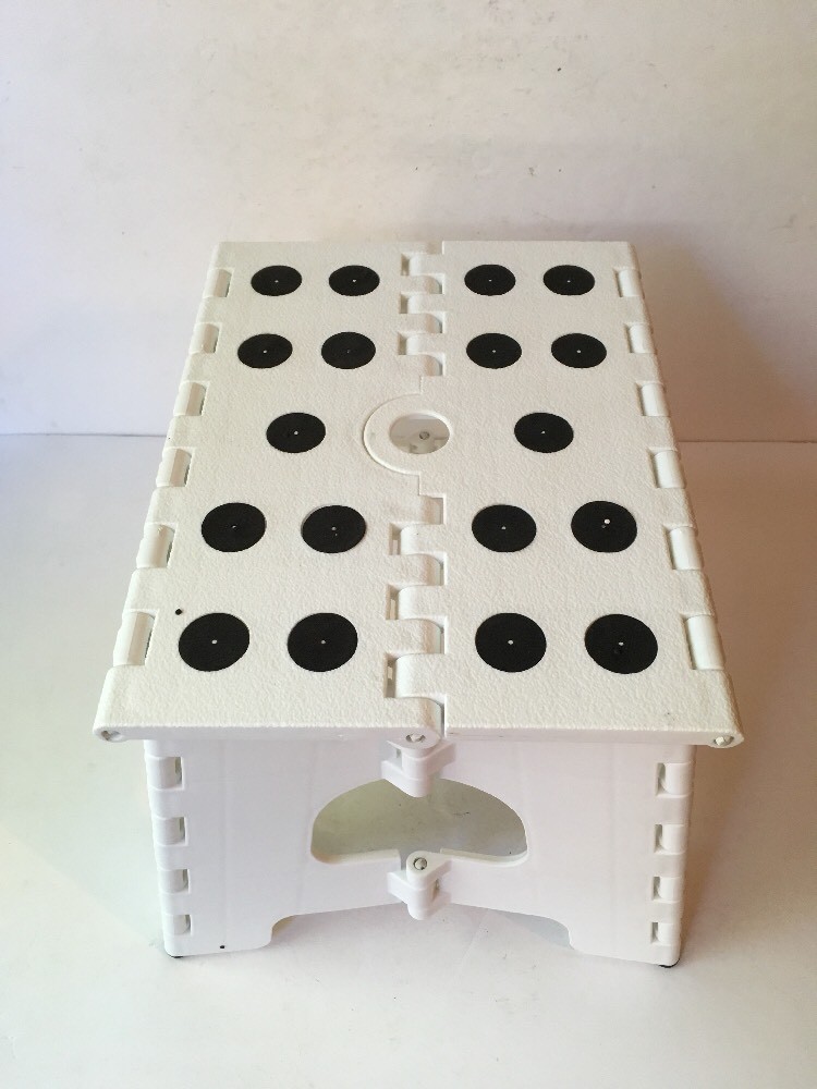 Range Kleen Single Step Stool, White