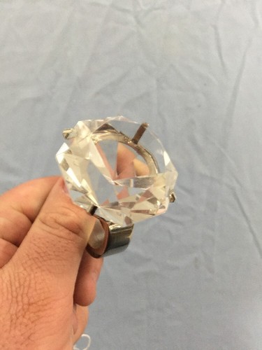 Glass Diamond Ring Napkin Holder