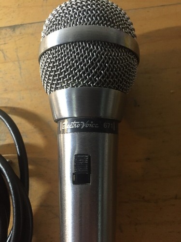 EV Electro-Voice 671 Professional Dynamic Cardioid Stage Microphone W Cord