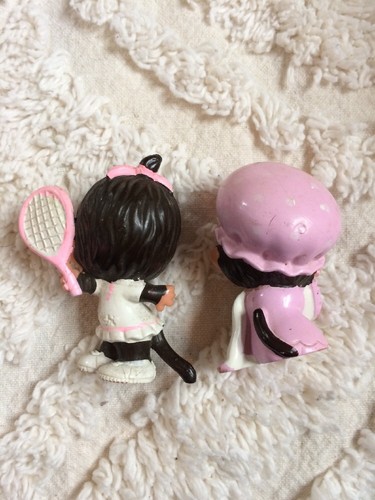 2 Collectable Adorable Plastic Figurine  Sekiguchi 1979