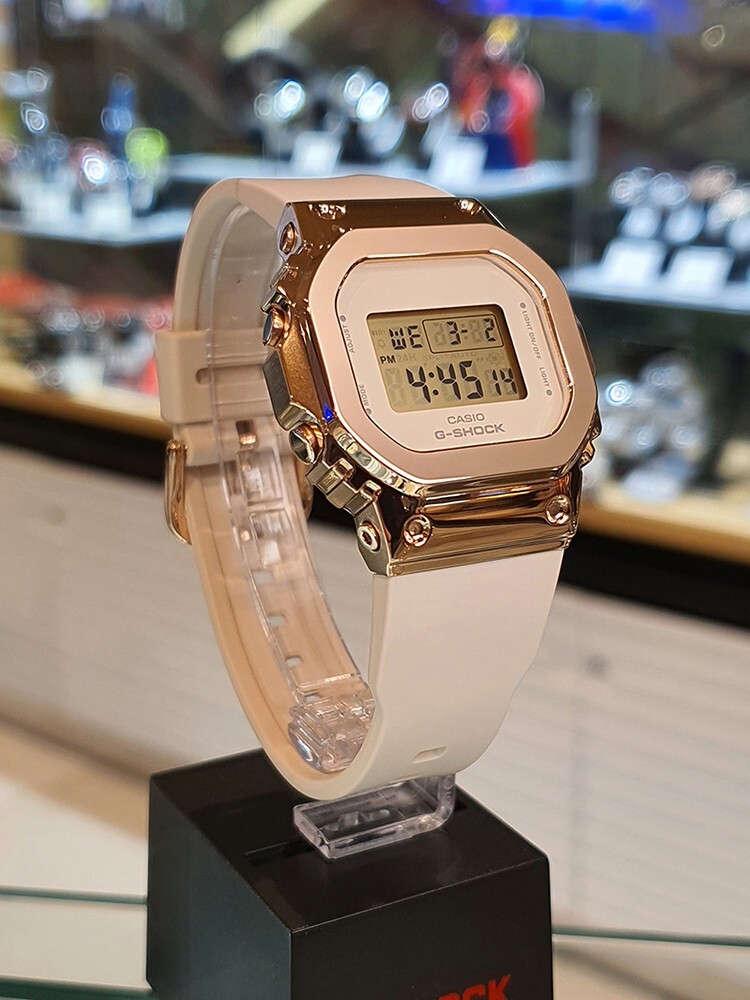 CASIO G-SHOCK メタルベゼル GM-S5600PG ゴールド :: G-SHOCK Metal Covered GM-S5600PG-1JF メンズ レディース