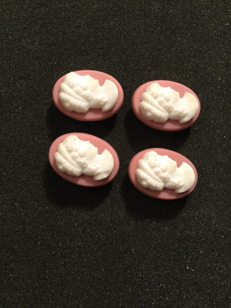 4 VINTAGE WHITE CAMEO ON PINK BACKGROUND BUTTON COVERS
