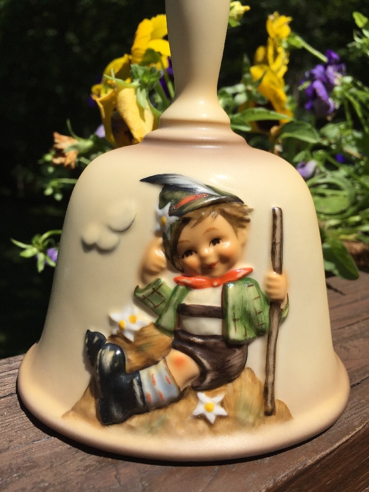 MJ HUMMEL Goebel 1984 Annual Bell Figurine MOUNTAINEER Boy Germany ORIGINAL BOX