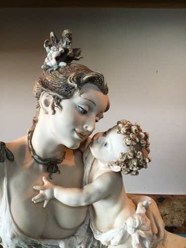 Large Giuseppe Armani Figurine 652F 