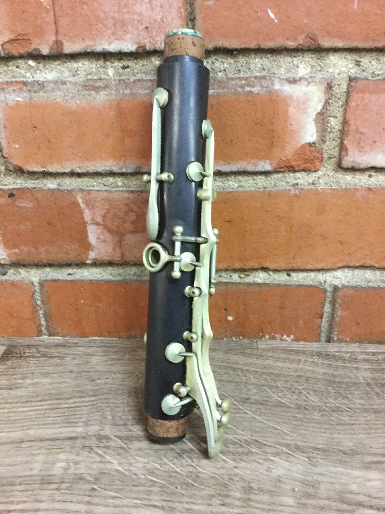 Jean Barre France Clarinet Upper (stock#11040)