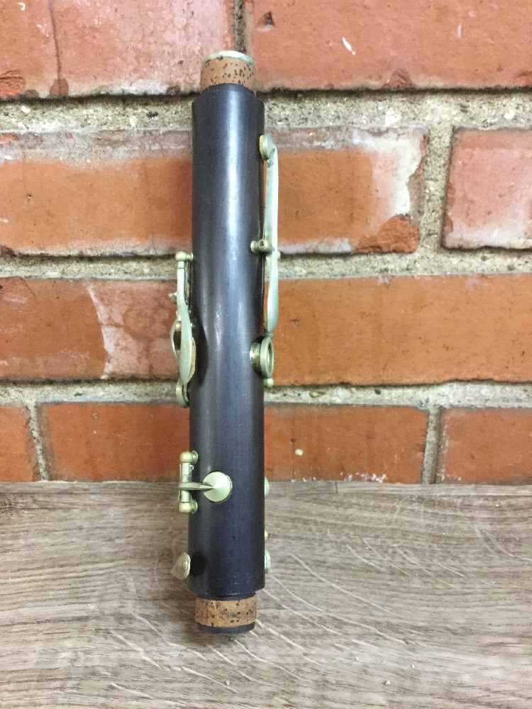 Jean Barre France Clarinet Upper (stock#11040)