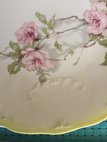 RIDGWAYS ROYAL SEMI-PORCELAIN 9 1/2