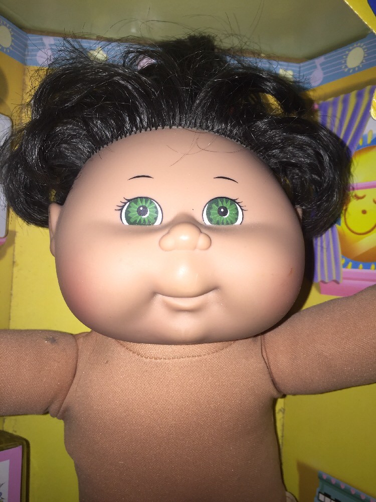 NIB MATTEL CABBAGE PATCH KIDS BABBLIN FUN TICKLE TALKS DOLL GIFT ACCESSORIES