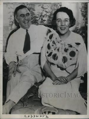 1933 Press Photo Millionaire Charles Urschel with wife in Tulsa - nem34636