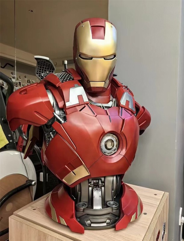 Queen Studio Iron Man MK7 Bust 1/1 Life Size Recast