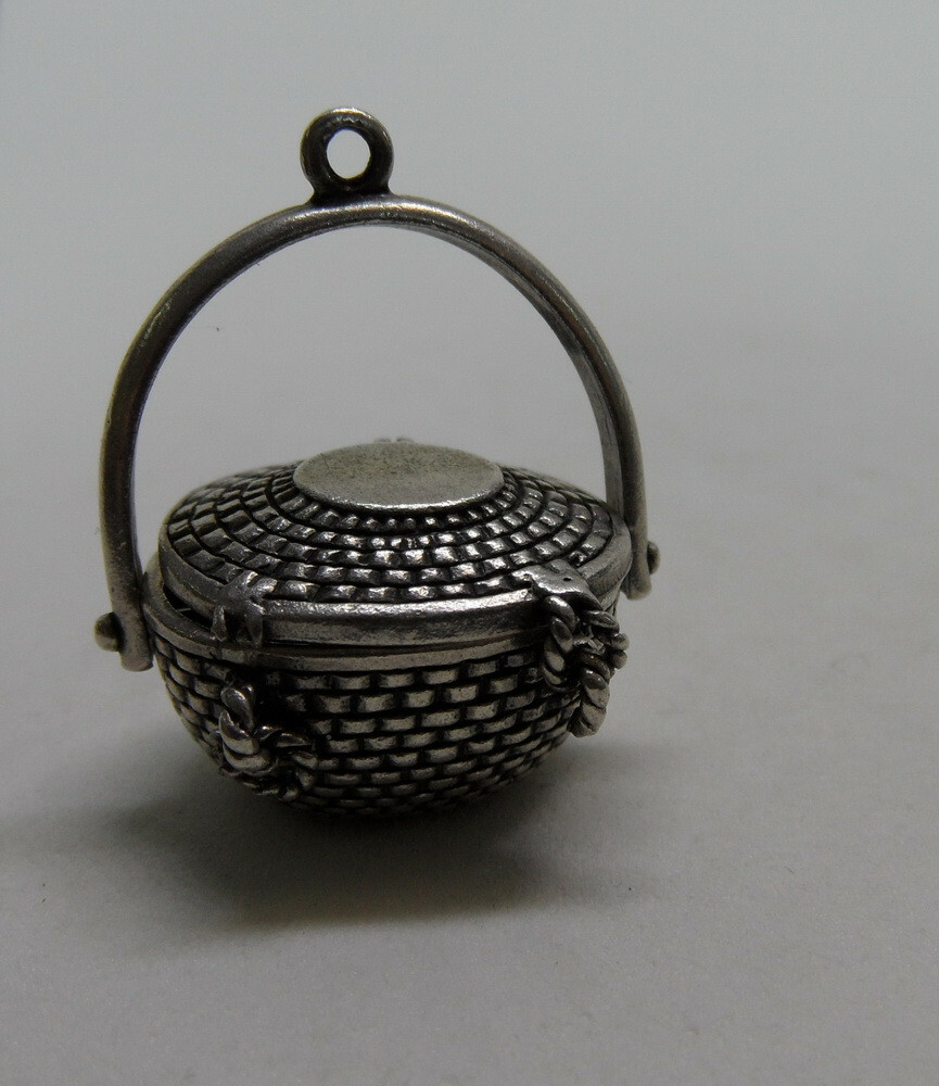 Vintage Sunwest Mexico Sterling Silver Nantucket Basket Lid Necklace Pendant 10g