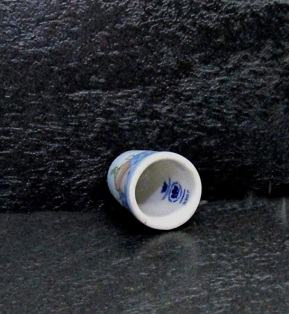 THE LITTLE MERMAID COPENHAGEN DENMARK B & C PORCELAIN THIMBLE # 3307