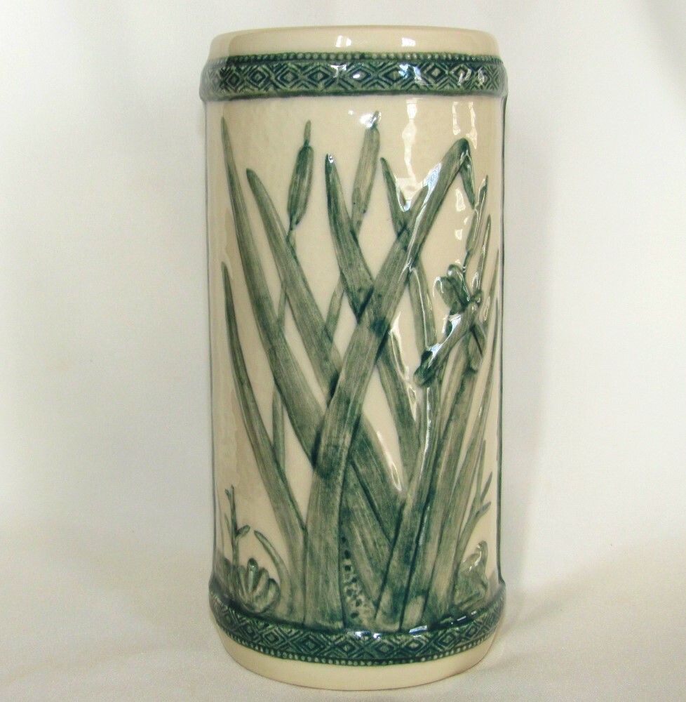 Western Stoneware 2000 Limited EDT No. 181 Green Old Sleepy Eye Cattail Vase