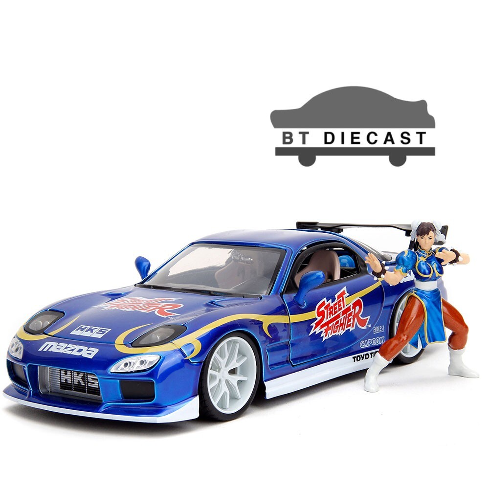 ストリートファイター 1993 マツダ RX-7 ミニカー& 春李フィギュア Amazon.com: Street Fighter 1:24 1993 Mazda RX-7 Die-Cast Car