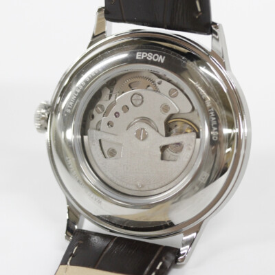 Pre-owned Orient Rn-ak0703e Analog Mechanical (automatic) Mineral Crystal