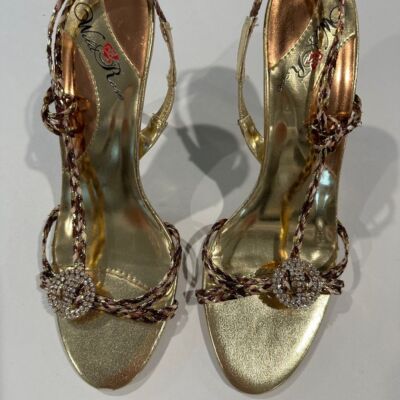 WILD ROSE Gold Slingback Open Toe Stiletto Heels W/Rhinestone - Size 8.5.