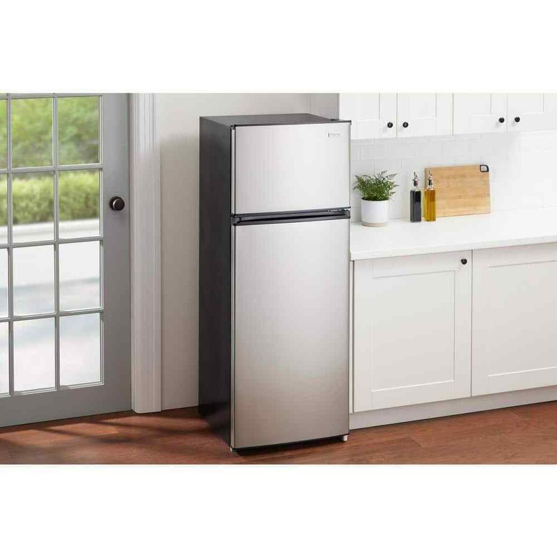 Vissani 7.1 Cu. Ft. Top Freezer Refrigerator in Stainless Steel Look
