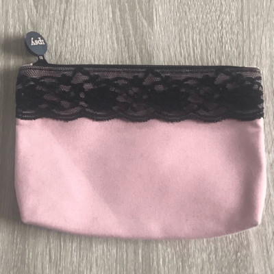 NEW  IPSY  Cosmetic / Makeup Bag