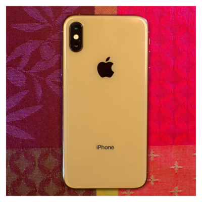 iPhone XS Image 1