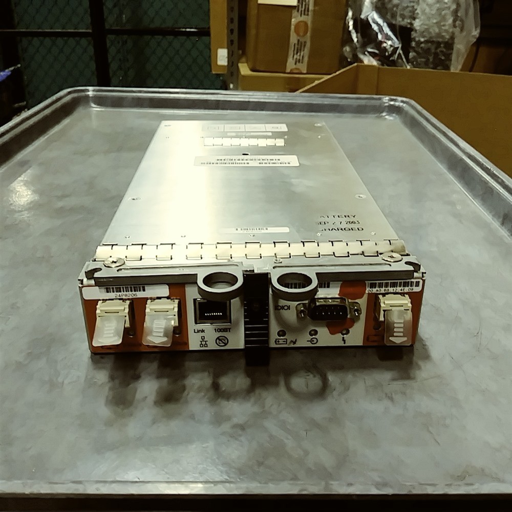 IBM 24P8206 FC RAID Controller (base model, 256 MB cache, no battery)