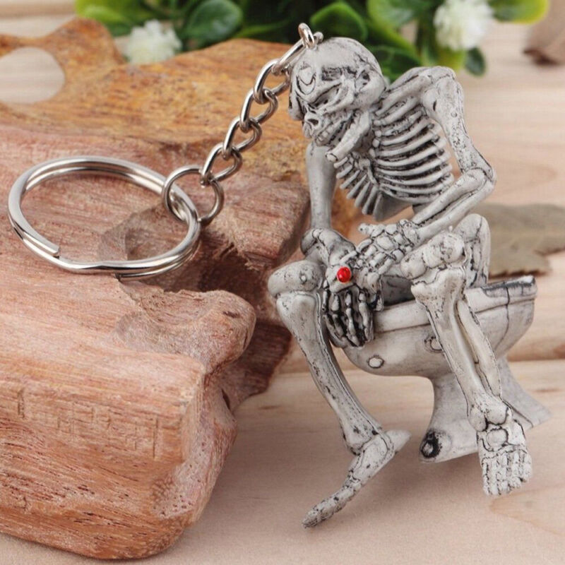 1 Pack Rubber Vogue Keychain Gray Car Keyring Key Chain Cool Skull Toilet Gift
