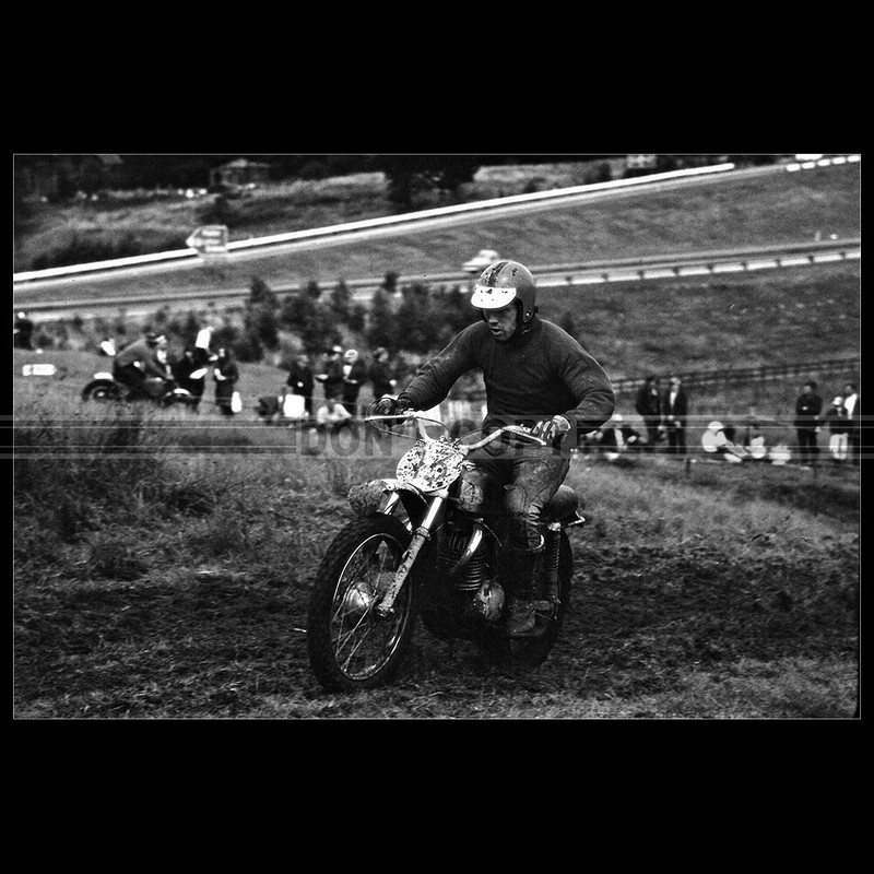 Photo M.000408 Dick Clayton Greeves 1971 Motocross