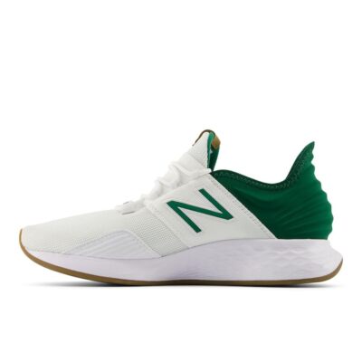 New Balance Men Fresh Foam Roav V1, White/Classic Pine/Incense Sz 11.5