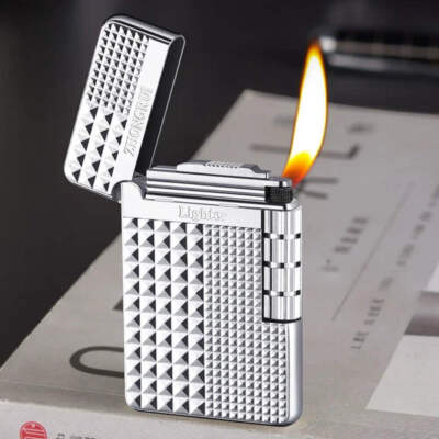 ⚙️Stylish Butane Gas Silver Torch Lighter - Flint Wheel Ignition & Windproof Fla